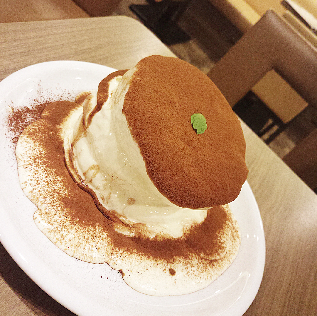 大阪必食梳乎厘PANCAKE 下町の時計台