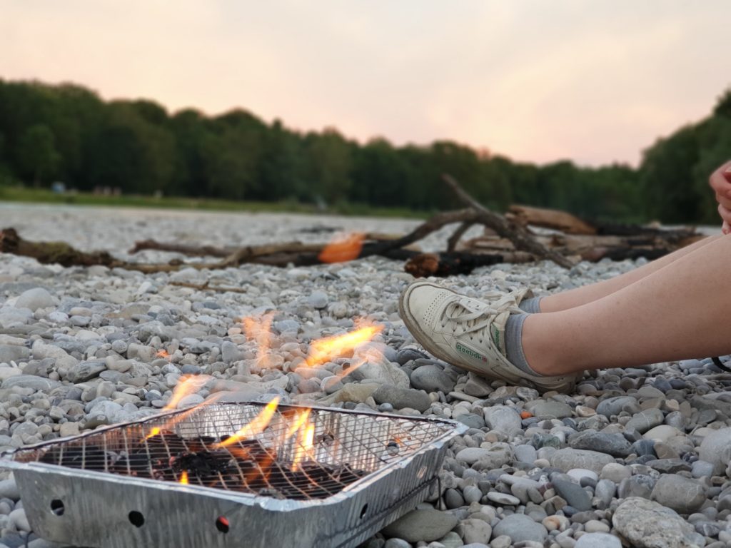 Over The Fire Cooking Derek Wolf 戶外料理 特色燒烤 露營料理 露營早餐 露營簡單吃 露營美食 露營餐 露營餐點 露營食譜 露營菜單