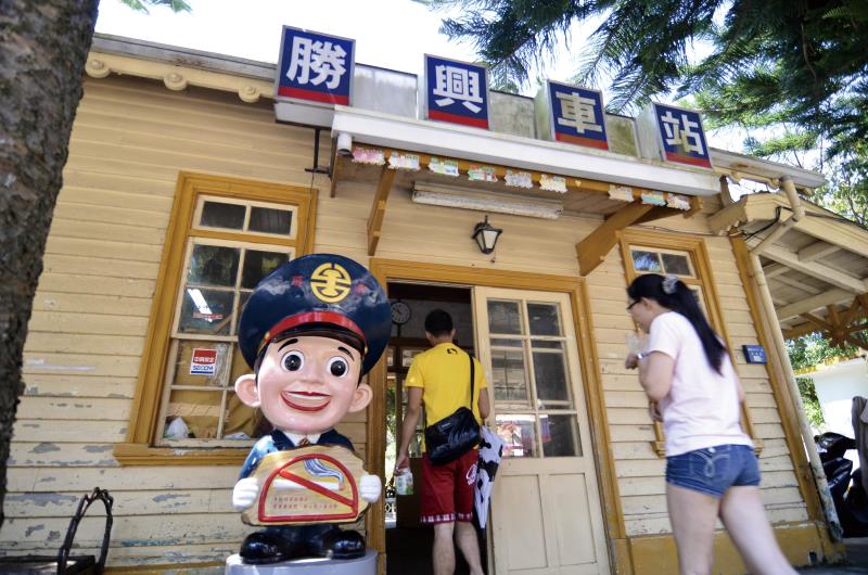 三義景點 三義美食 勝興車站 卓也小屋 打卡景點 漫時光咖啡 綠葉方舟 藍染 苗栗三義 苗栗一日遊 苗栗景點 苗栗美食 龍騰斷橋