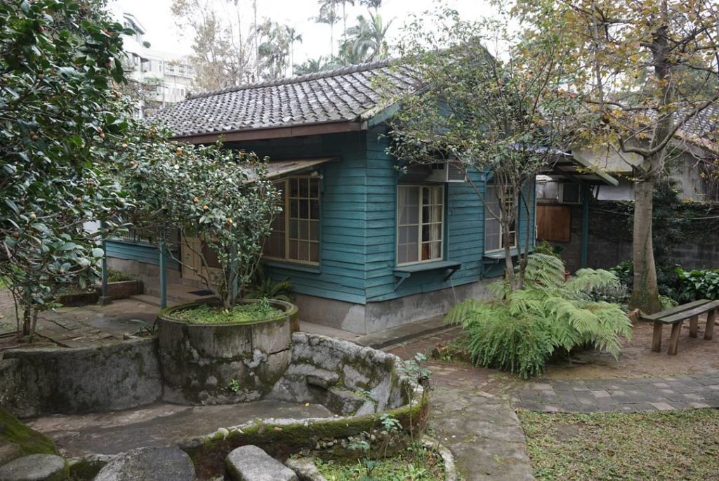 寧鳴而死，不默而生 殷海光故居 地球樹 品墨良行 巷內店 品墨設計 五方食藏 青田七六 台北好去處 台北文青 台北咖啡店 青田街 台北文創小店 台北必逛 古亭站 東門站 台北文青推薦