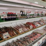 購買日本新鮮捕獲海產|大阪自由行 大阪美食 大阪必食 大阪行程 大阪市場 大阪魚市場 大阪海鮮市場 中之島漁港(Nakanoshima Fishing Port)