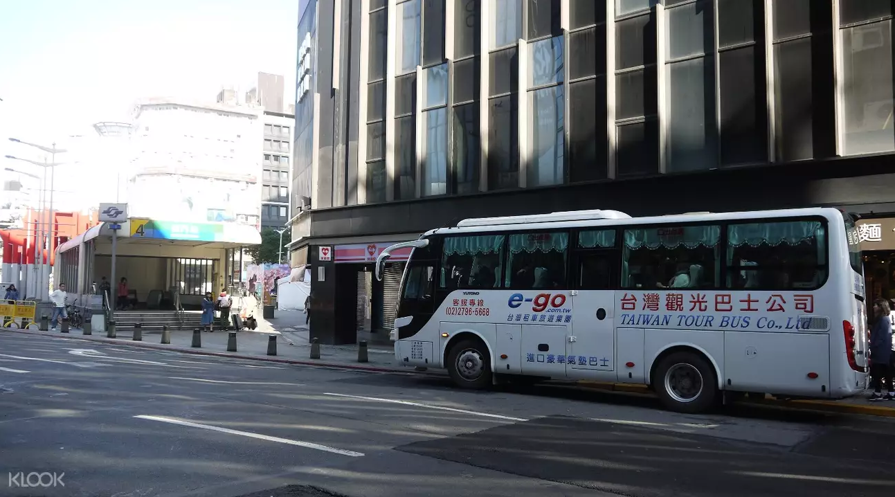 【台北一天行程】九份+十分接駁巴士