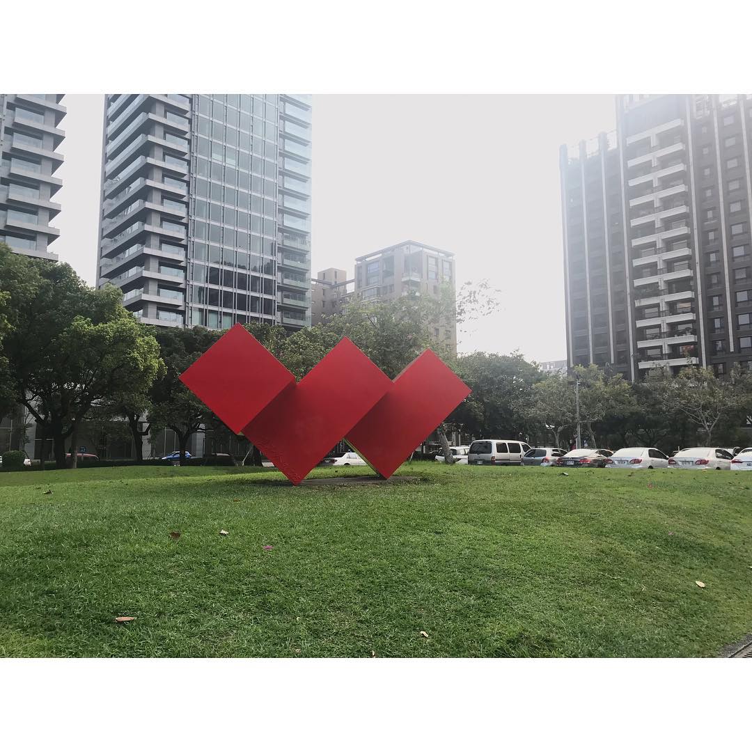 國立台灣美術館(National Taiwan Museum of Fine Arts) 台灣博物館 台灣景點 藝術品