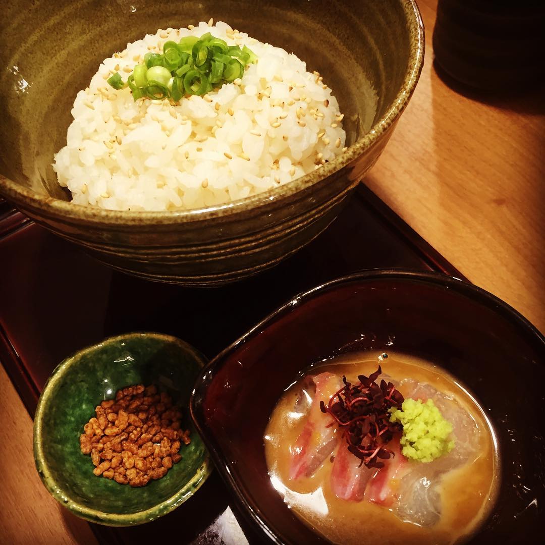 東京必食！魚乾風味！濃厚魚介拉麵三選 鯛塩そば 灯花 - 鯛魚茶泡飯