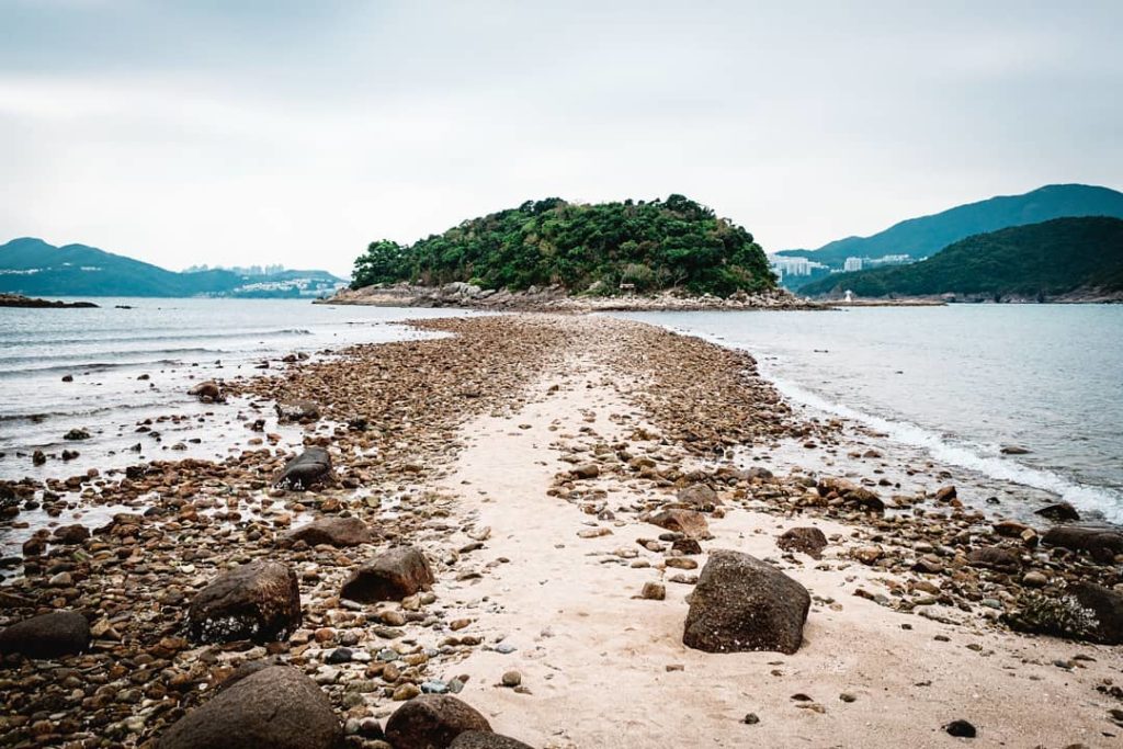 橋咀島 連島沙洲 橋咀島潮退 橋咀島船 橋咀島潮退時間 西貢橋咀島 橋咀島交通 橋咀島地質公園 西貢碼頭橋咀島 橋咀島沙灘 橋咀島行山 橋咀島潮汐 半月灣 橋咀島泳灘 黑山頂