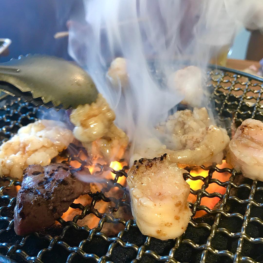 焼肉萬野ホルモン舗
