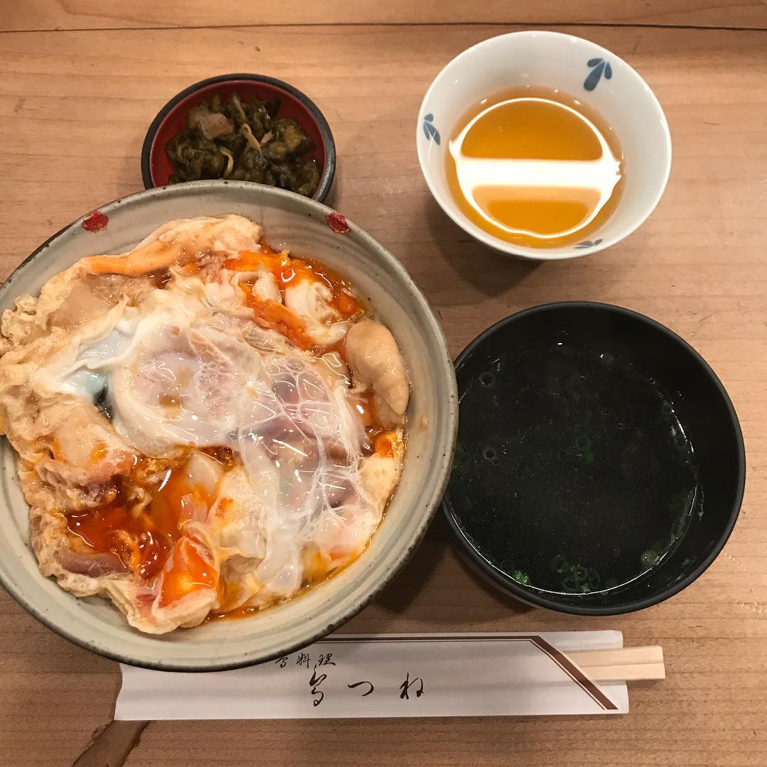 東京toritsuneshizendou特上親子丼