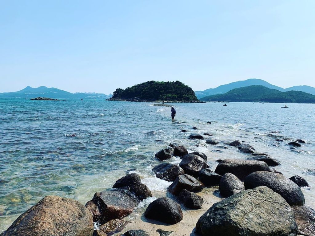 橋咀島 連島沙洲 橋咀島潮退 橋咀島船 橋咀島潮退時間 西貢橋咀島 橋咀島交通 橋咀島地質公園 西貢碼頭橋咀島 橋咀島沙灘 橋咀島行山 橋咀島潮汐 半月灣 橋咀島泳灘 黑山頂