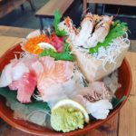 招牌刺身船(すり鉢盛り 2,980円)|大阪自由行 大阪美食 大阪必食 大阪行程 大阪市場 大阪魚市場 大阪海鮮市場 中之島漁港(Nakanoshima Fishing Port)