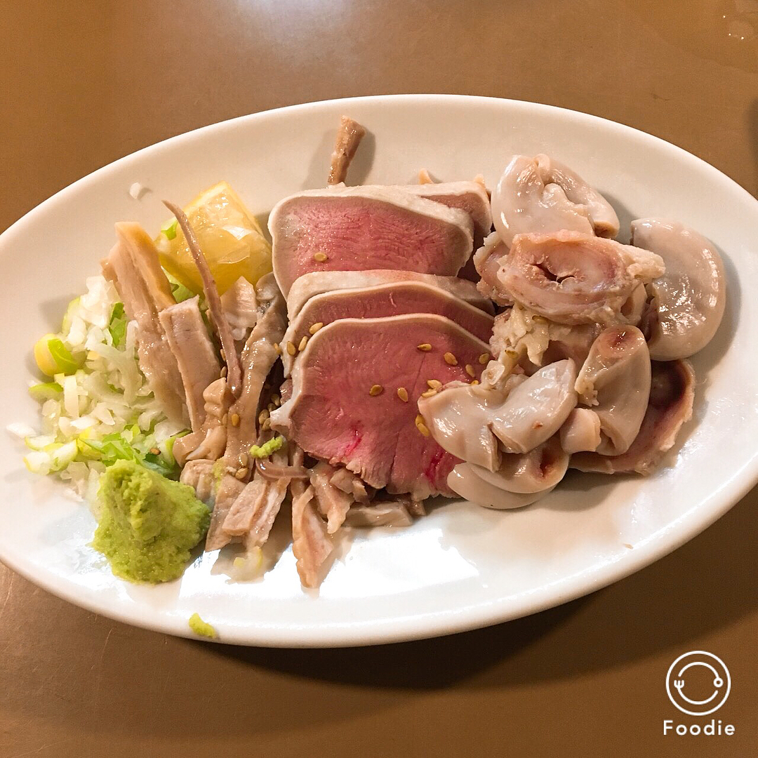 深夜串燒！新宿思出橫丁必食推介！もつ焼き ウッチャン - 內臟刺身