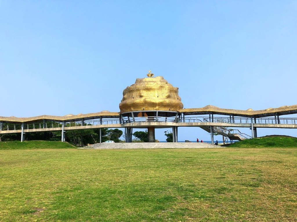台東景點 台東一日遊 台東森林公園 台東海濱公園 台東琵琶湖 台東活水湖 台東鷺鷥湖 台東自行車 台東海濱公園國際地標 台東海濱公園紅色大相框 黃記蔥油餅