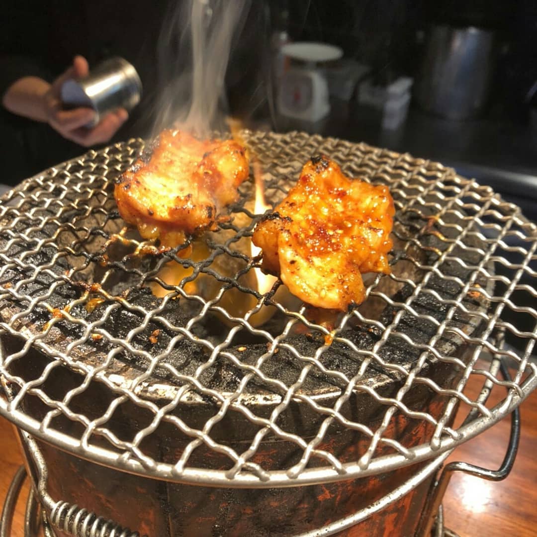 東京必食！涉谷美食地圖［燒肉篇］炭火焼ホルモン　ぐう