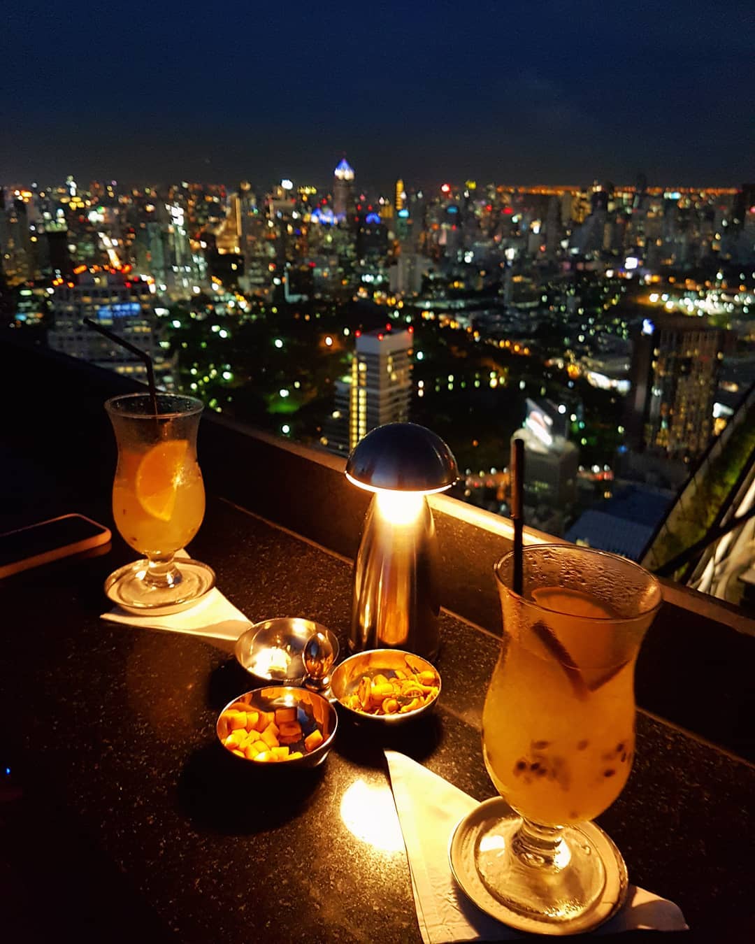 360度無敵靚景！曼谷十大天台酒吧Sky Bar！(前篇) - Moon Bar