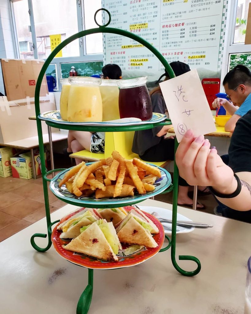 梅窩交通 梅窩景點 梅窩一日遊 梅窩好去處 梅窩行山去愉景灣
麥生記冰室港女三層架下午茶