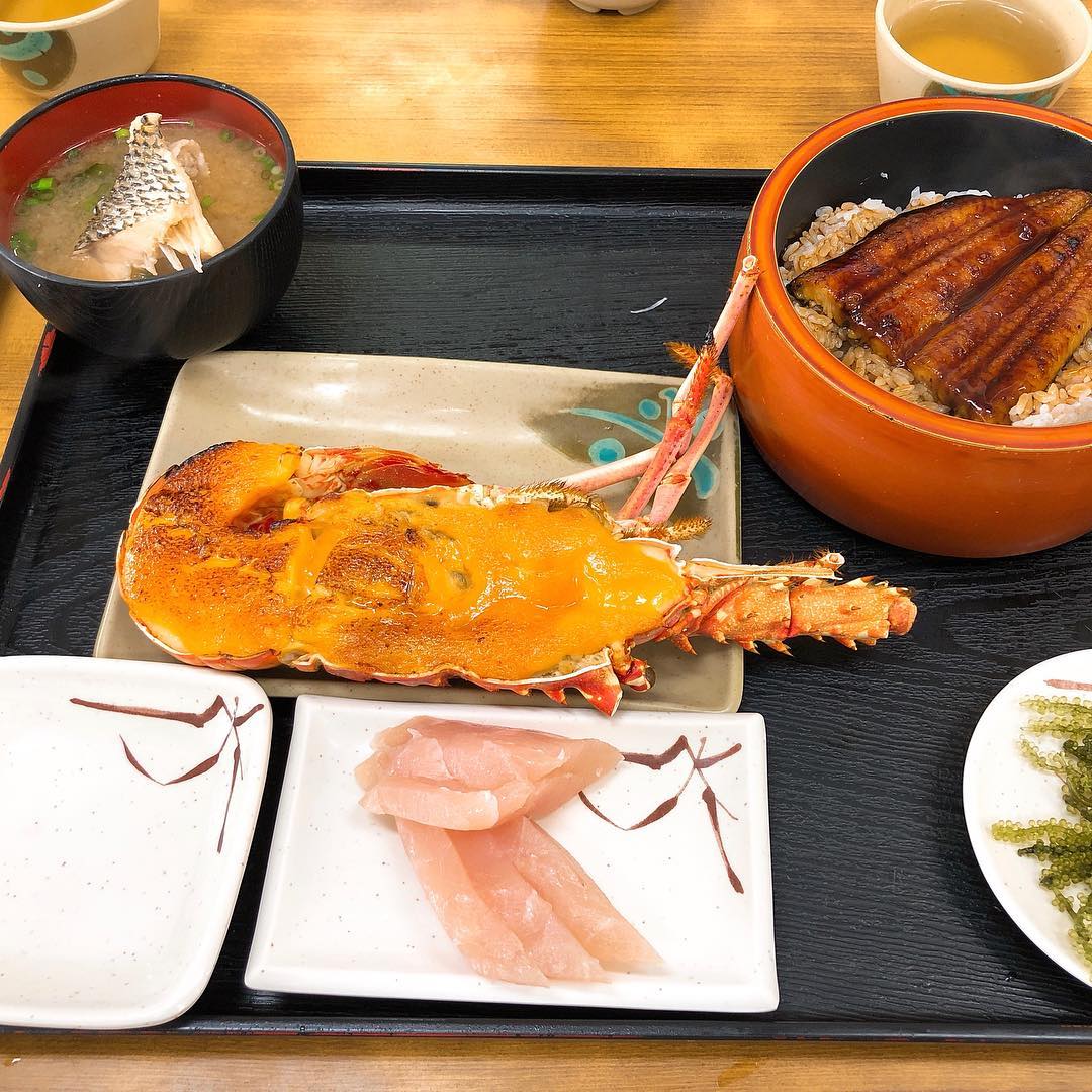 沖繩市場 泡瀨漁港 Awase Gyoko Shokudo Payao Market 沖繩龍蝦 刺身 鰻魚飯 海膽龍蝦 沖繩海鮮 沖繩美食 沖繩必食