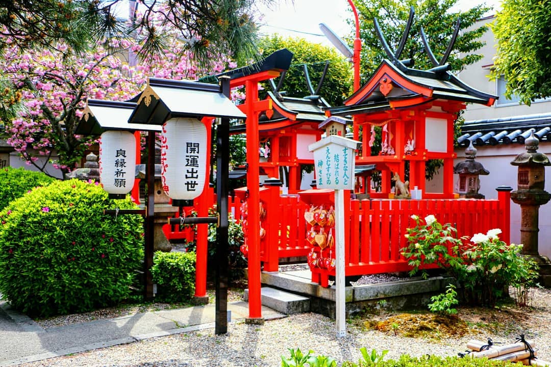 京阪自由行！奈良必去行程懶人包(景點篇)御靈神社