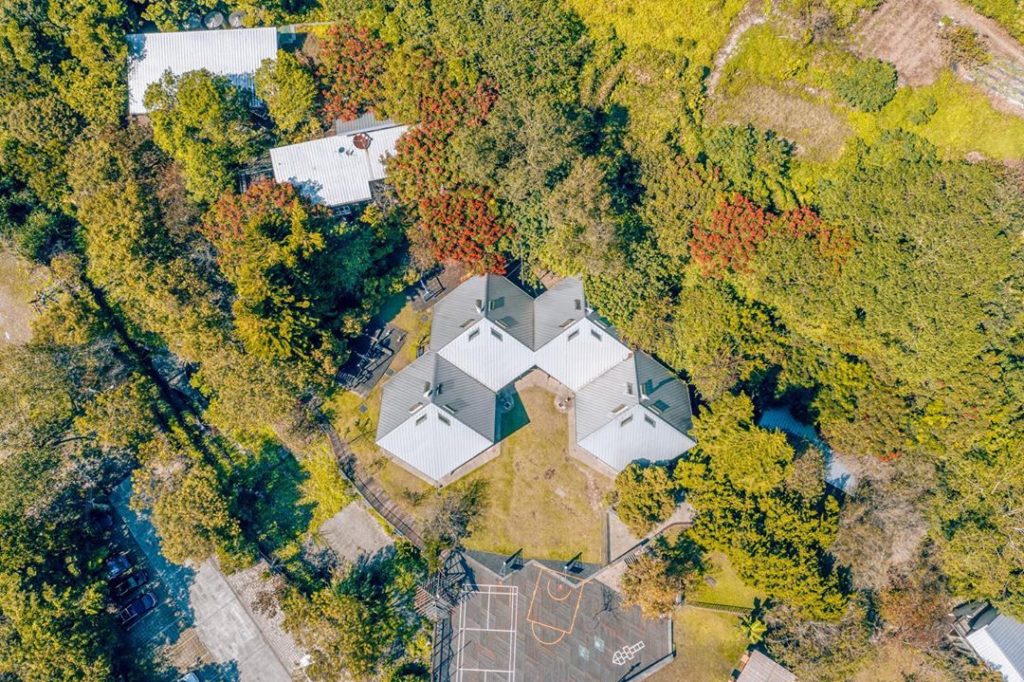 山度空間 打卡景點 海崖谷 私房景點 石門麻糬洞 西寶國小 花蓮 花蓮一日遊 花蓮景點 花蓮秘境 花蓮自由行 Pony cafe咖啡廳