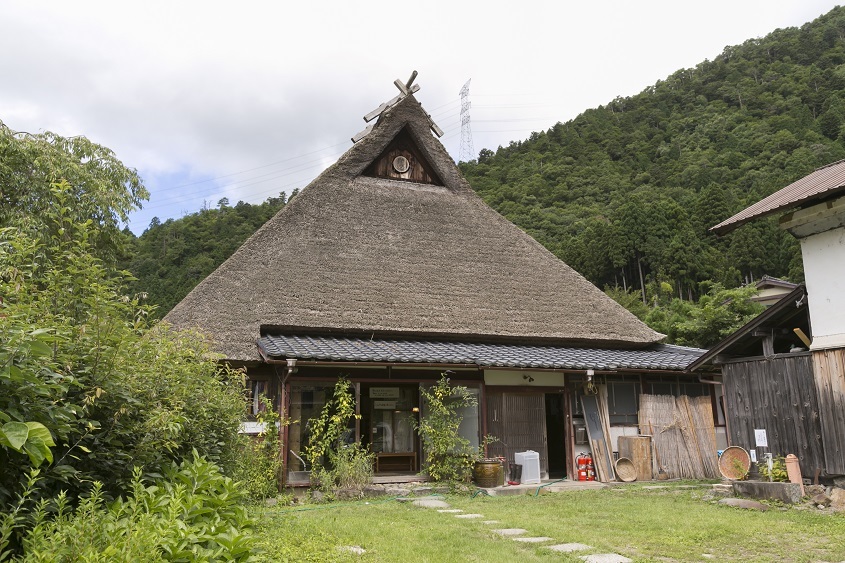 京都童話合掌村 - 美山茅草屋之里 ちいさな藍美術館
