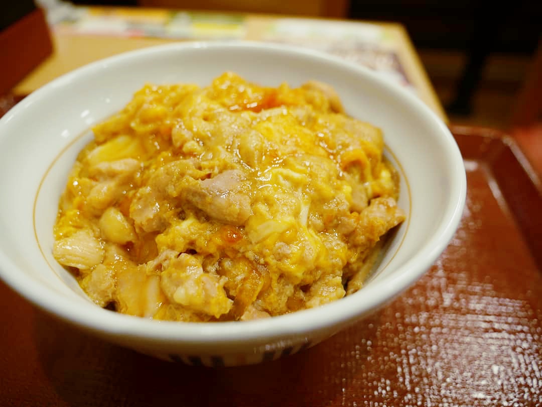 日本 便宜 丼飯 日本 便宜 牛丼 日本 便宜 天丼 日本 便宜 迴轉壽司 日本 便宜 餐廳日本 便宜 美食 日本 便宜 壽司 日本 便宜 拉麵 日本 便宜 烏冬 日本 便宜 咖哩 東京早餐 大阪早餐 沖繩早餐 九州早餐 北海道早餐 天丼Tenya 天丼てんや Go Go Curry ゴーゴーカレー 和幸豬排 いなば和幸 花丸烏冬麵 はなまるうどん Sanuko Udon HANAMARU なか卯Nakau 藏壽司 くら寿司 Joyfull 日高屋 食其家 すき家 Sukiya 日本 24小時營業 東京宵夜 大阪宵夜 九州宵夜 沖繩宵夜 北海道宵夜 松屋 天丼 牛丼 拉麵 咖喱 咖喱飯 烏冬 日本自由行 日本遊 日本美食 日本必吃 日本必食 日本連鎖餐廳 日本快餐店 窮遊 日本 窮遊 東京 窮遊 大阪 窮遊 九州 窮遊 北海道 窮遊 沖繩