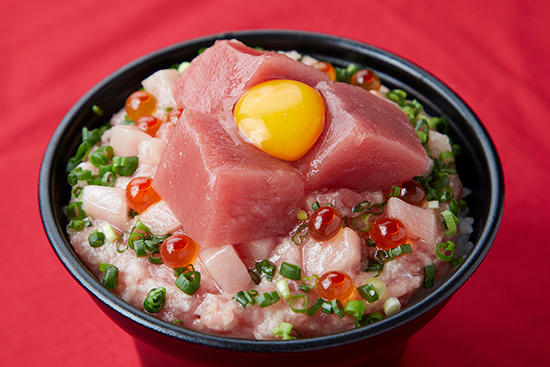 まぐろや黒銀 – 特選吞拿魚丼(¥800)