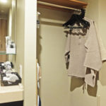 掛衣間|Dormy Inn PREMIUM 難波別館天然溫泉朝霧之湯酒店(Dormy Inn Premium Namba ANNEX Natural Hot Spring)大阪酒店 大阪飯店 大阪住宿 心齋橋酒店 心齋橋飯店 心齋橋住宿 難波酒店 難波飯店 難波住宿 日本橋酒店 日本橋飯店 日本橋住宿 大阪溫泉酒店 大阪溫泉飯店 大阪溫泉旅館 大阪Dormy Inn