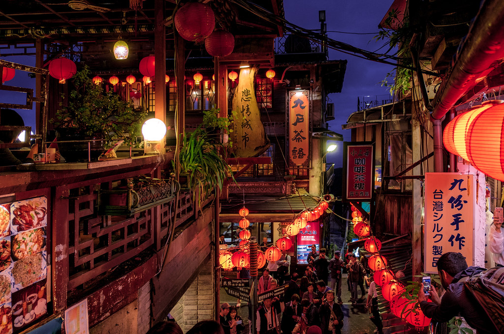 台北即日來回 快閃台北 台北快閃活動 台北快閃行程 台北快閃按摩推介 九份十分 九份老街 十分老街 十分放天燈 平溪放天燈 金瓜石黃金瀑布 台北近郊