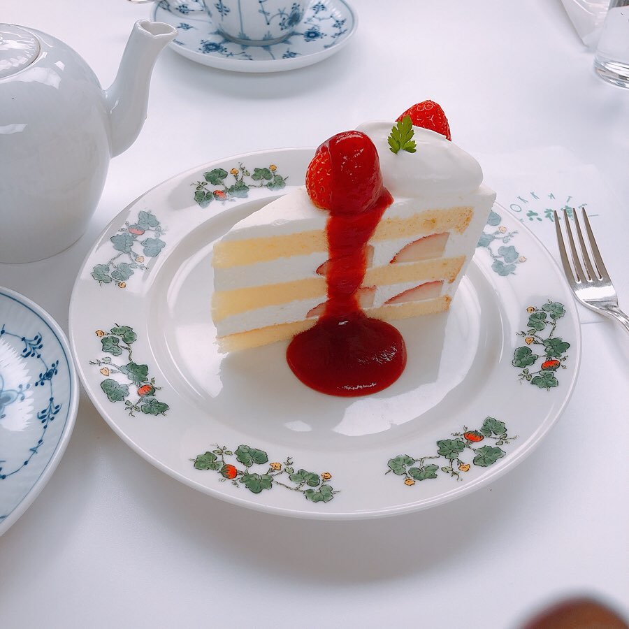 六花亭 札幌本店 紅茶芝士蛋糕 冧酒葡萄雪糕夾心餅 富良野 富良野美食 富良野cafe 2019 富良野 cafe 富良野咖啡店 2019 富良野 咖啡店 富良野咖啡廳 2019 富良野 咖啡廳 富良野甜點 2019 富良野 甜點 富良野甜品 2019 富良野 甜品 富良野必食 富良野必吃 函館 函館美食 函館 cafe 函館cafe 2019 函館 甜點 函館甜點 2019 函館 甜品 函館甜品 2019 函館咖啡廳 2019 函館 咖啡廳 函館咖啡店 2019 函館 咖啡店 函館必食 函館必吃 函館必到 函館必去 小樽 小樽cafe 2019 小樽 cafe 小樽 咖啡店 小樽咖啡店 2019 小樽 咖啡廳 小樽咖啡廳 2019 小樽 甜點 小樽甜點 2019 小樽 甜品 小樽甜品 2019 小樽美食 小樽必食 小樽必吃 小樽必到 小樽必去 札幌 札幌甜品 2019 札幌 甜品 札幌 甜點 札幌甜點 2019 札幌 咖啡廳 札幌咖啡廳 2019札幌 咖啡店 札幌咖啡店 2019 札幌cafe 2019 札幌 cafe 札幌美食 札幌必食 札幌必吃 札幌必到 札幌必去 北海道 Hokkaido 北海道必食 2019 北海道必吃 2019 北海道美食 2019 北海道 cafe 北海道cafe 2019 北海道咖啡店 2019 北海道 咖啡店 北海道咖啡龐 2019 北海道 咖啡龐 北海道甜點 北海道 甜點 2019 北海道甜品 2019 北海道 甜品 北海道哈蜜瓜 北海道水果 北海道牛奶 北海道牛乳