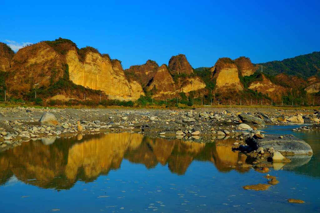 十八羅漢山