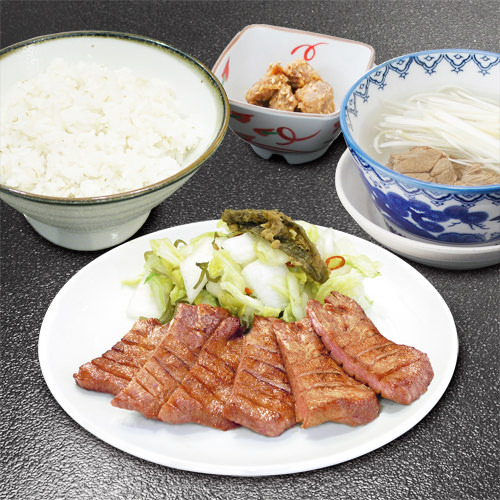梅田美食-利久牛舌大阪