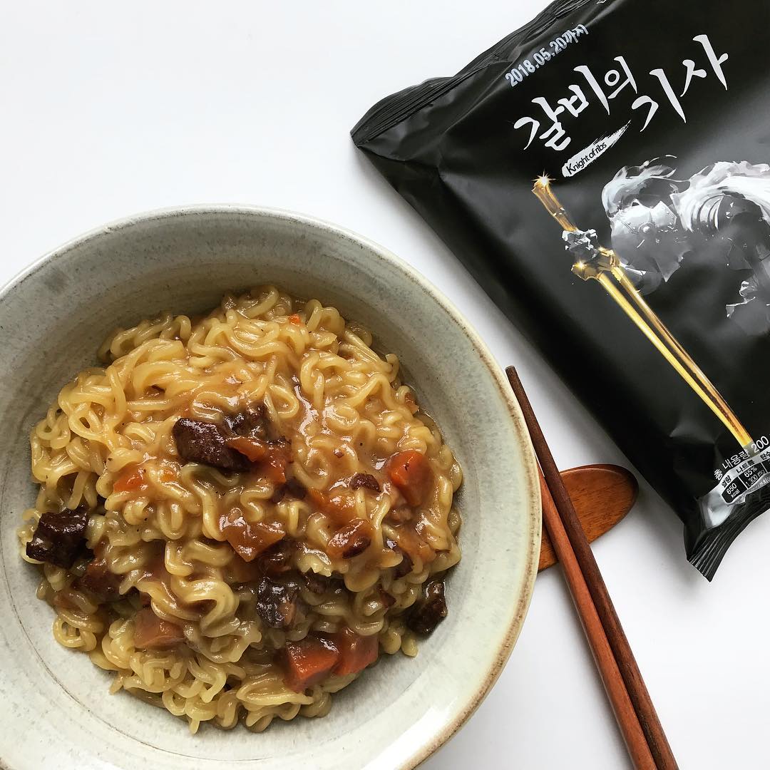 勇士肋骨 Gookmul Knight Of Ribs 갈비의 기사 韓國拉麵 韓國 拉麵 韓國手信 韓國必買 韓國伴手禮 韓國零食 韓國必買零食 韓國必買食物 韓國旅遊必買 韓國買什麼 韓國零食推薦 韓國小吃 韓國手信推介