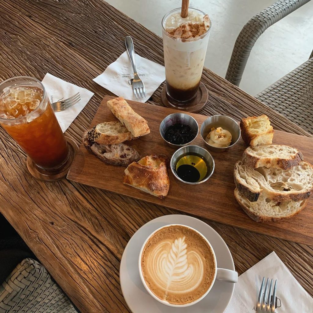 Cafe Byul Bed 별침대 Waveon Coffee 웨이브온커피 百花齊放 백화제방 森林咖啡廳 롶속 TERAROSA COFFEE 테라로사 午後的紅茶 오후의 홍차 RACOONAMATATA 라쿠나마타타 釜山 釜山cafe 釜山打卡cafe 釜山咖啡廳 釜山打卡咖啡廳 釜山咖啡店 釜山打卡咖啡店
