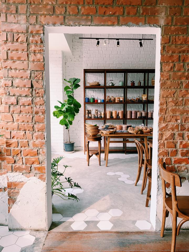 Baan Kao Nhom 大城咖啡店 ​大城景點 大城一日遊 大城行程 曼谷大城交通