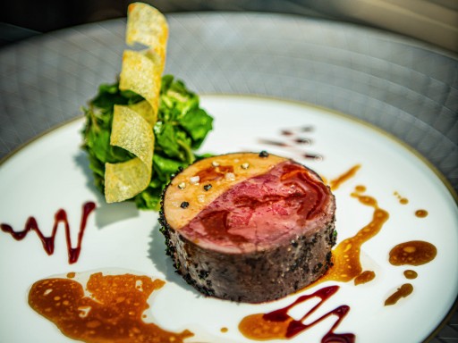 澳門 澳門米芝蓮 澳門米芝蓮2020 8½ Otto e Mezzo BOMBANA 天巢法國餐廳 Robuchon au Dôme 風味居 Feng Wei Ju 桃花源小廚 Tim's Kitchen 譽瓏軒 Jade Dragon 8餐廳 The 8 Restaurant