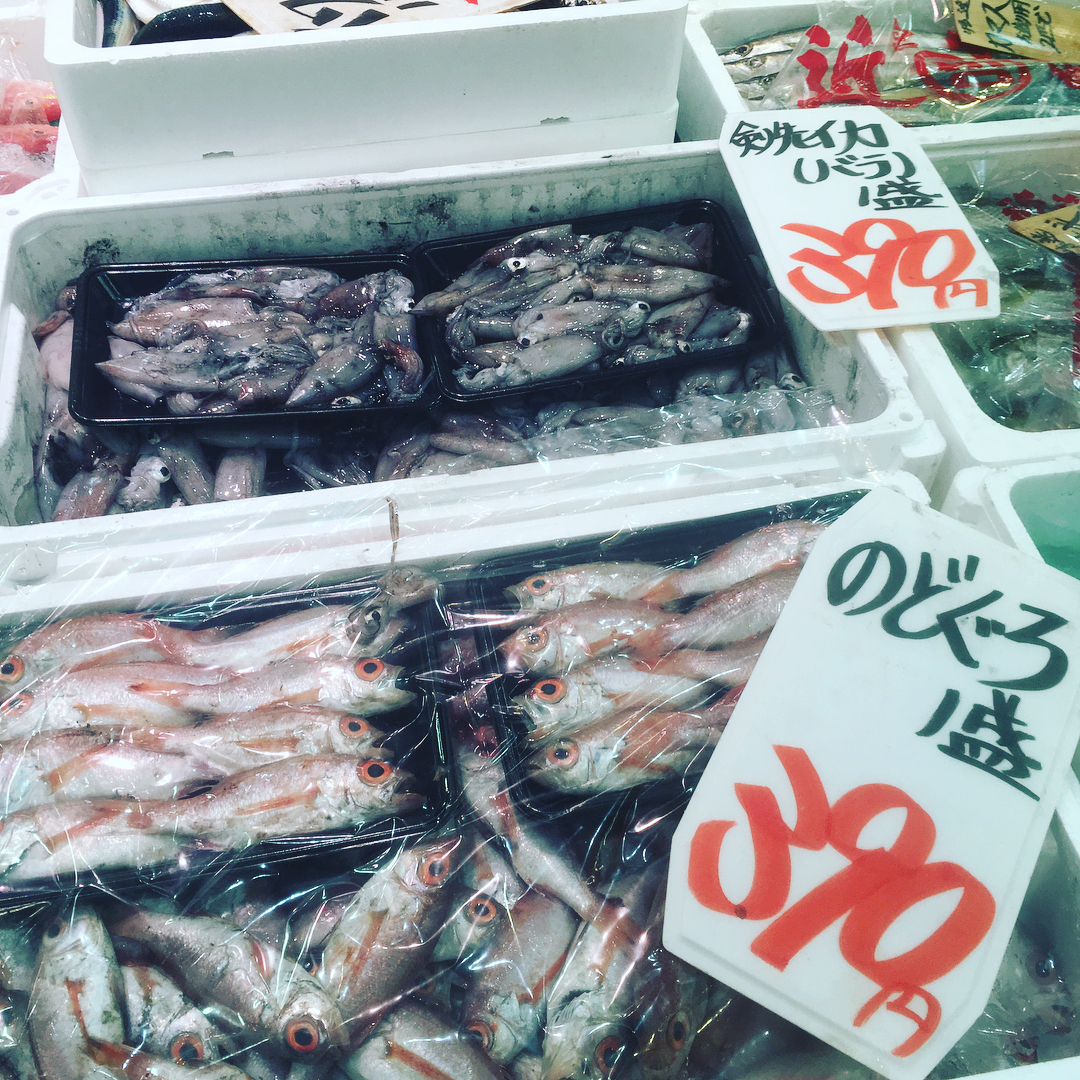 天滿市場|大阪 Osaka おおさかし 大阪自由行 大阪美食 大阪必食 大阪行程 大阪市場 大阪魚市場 大阪海鮮市場 天滿市場 天満市場 天滿市場美食 天滿市場早餐 天滿市場水果2017 天滿橋美食 裏天滿 天神橋筋商店街 木津市場 天神橋筋商店街2019 天神橋筋商店街藥妝 天神橋筋商店街美食