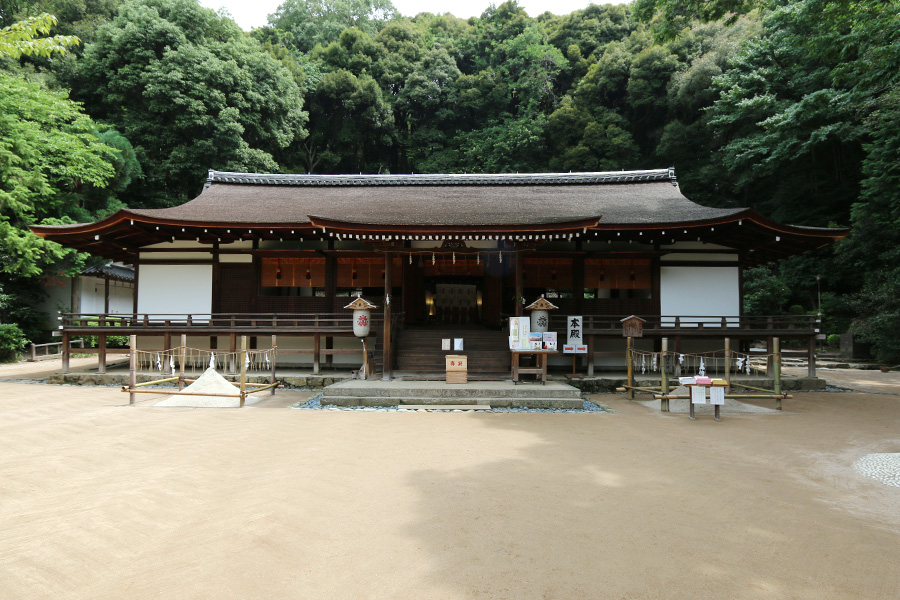古都京都的文化財:日本國寶宇治上神社本殿是日本最古老的神社建築