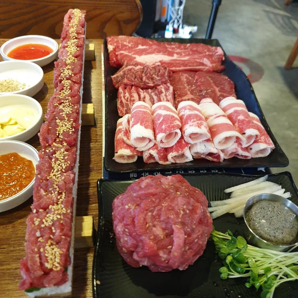 生牛肉製作所 弘大韓牛燒肉吃到飽 首爾必吃韓牛燒肉 首爾韓牛推薦 明洞必吃韓牛燒肉 首爾推介韓牛級別1++級韓牛