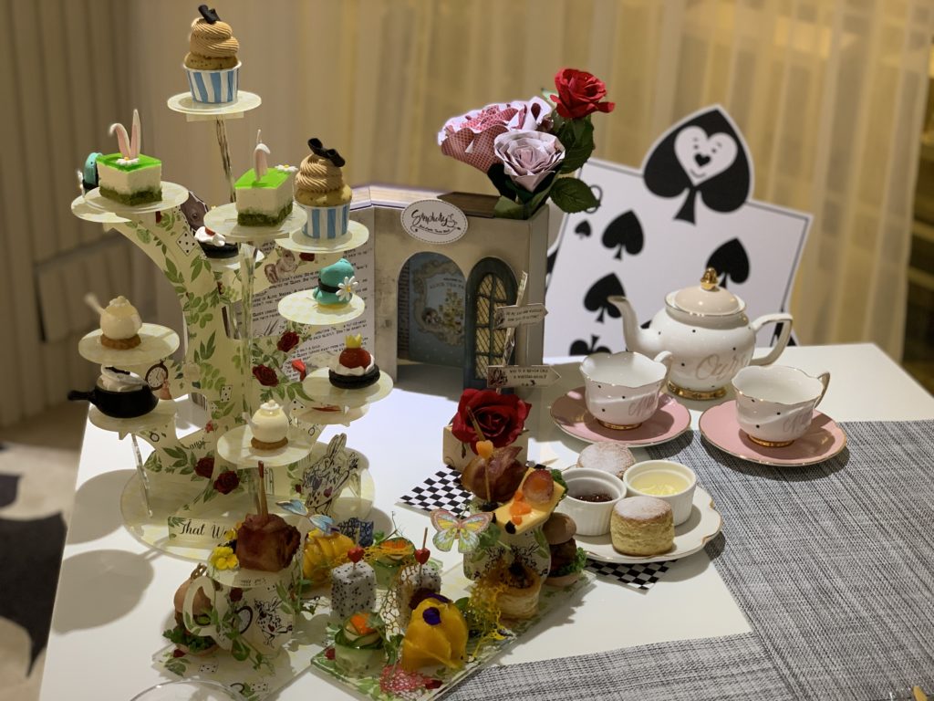 香港下午茶 香港Hightea 三層下午茶 酒店下午茶 打卡下午茶 閏蜜下午茶 中環下午茶 文華東方下午茶 快船廊下午茶