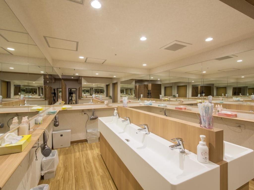 女性專用樓層化妝間 窮遊東京！新宿獨遊必住膠囊旅館！ - 新宿區役所前膠囊旅館 (Shinjuku Kuyakusho-mae Capsule Hotel)