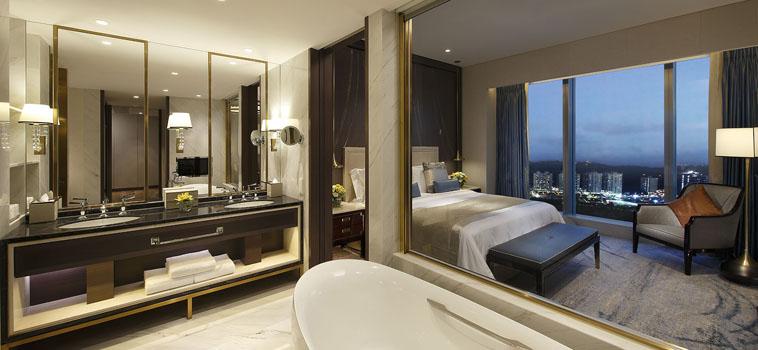 新濠影匯 Studio City Macau 澳門大倉酒店 Hotel Okura Macau 澳門銀河酒店 Galaxy Macau 澳門百老匯酒店 Broadway Macau Hotel 美獅美高梅 MGM Cotai 澳門金麗華酒店 Grand Lapa Macau Hotel 澳門新濠鋒酒店 Altira Macau 澳門麗思卡爾頓酒店 Ritz Carlton Macau 澳門酒店 澳門 澳門酒店推介 澳門酒店推薦