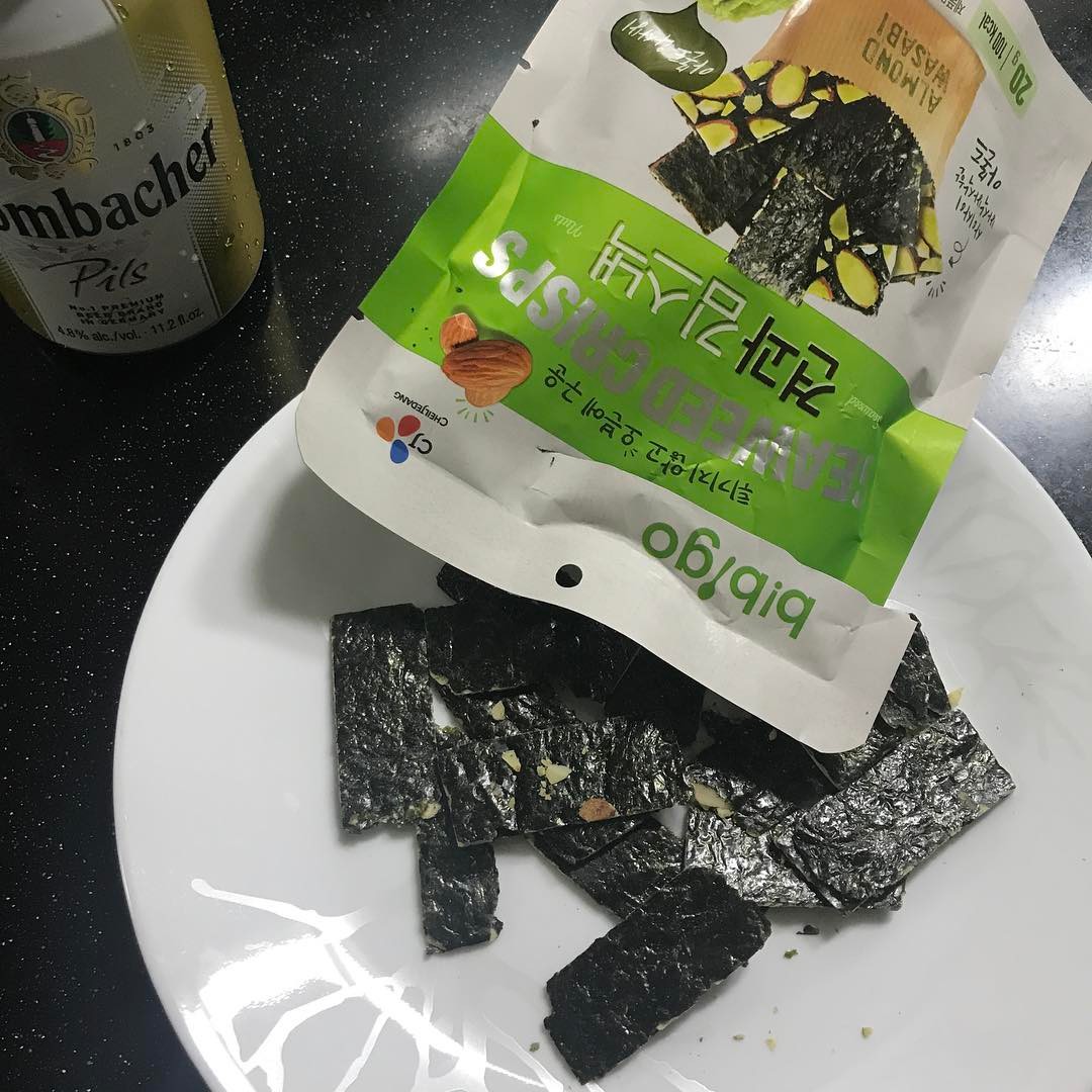 bibigo果仁紫菜片 韓國 海苔 韓國 紫菜 韓國手信 韓國必買 韓國伴手禮 韓國零食 韓國必買零食 韓國必買食物 韓國旅遊必買 韓國買什麼 韓國零食推薦 韓國小吃 韓國手信推介