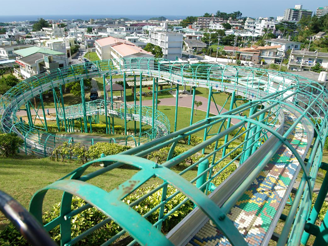 沖繩滑梯親子公園-桃原公園