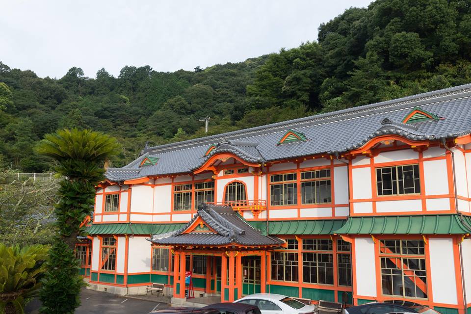 九州溫泉 九州自由行 福岡自由行 九州好去處 武雄溫泉一泊二食溫泉旅館 武雄溫泉 一泊二食溫泉旅館 武雄溫泉 一泊二食 溫泉旅館 御船山樂園 武雄溫泉 武雄 武雄神社 武雄圖書館 京都屋 武雄市圖書館 武雄大楠 佐賀武雄 武雄溫泉樓門 武雄佐賀牛 武雄京都屋 武雄溫泉大眾浴場 九州