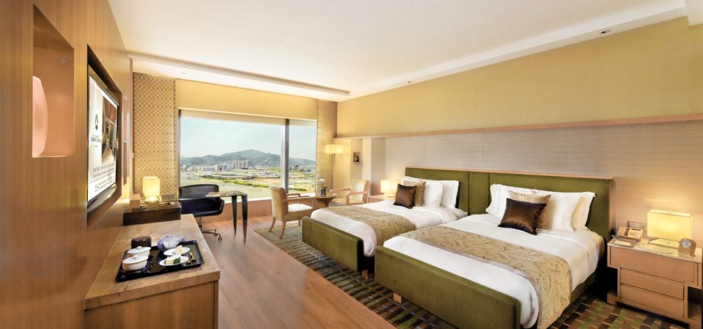 新濠影匯 Studio City Macau 澳門大倉酒店 Hotel Okura Macau 澳門銀河酒店 Galaxy Macau 澳門百老匯酒店 Broadway Macau Hotel 美獅美高梅 MGM Cotai 澳門金麗華酒店 Grand Lapa Macau Hotel 澳門新濠鋒酒店 Altira Macau 澳門麗思卡爾頓酒店 Ritz Carlton Macau 澳門酒店 澳門 澳門酒店推介 澳門酒店推薦