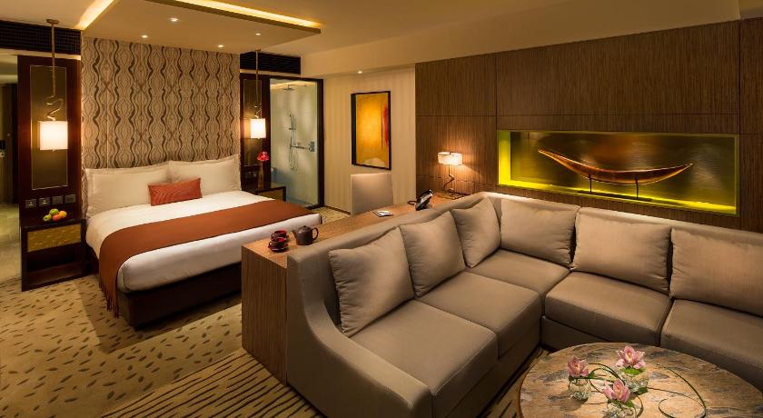 新濠影匯 Studio City Macau 澳門大倉酒店 Hotel Okura Macau 澳門銀河酒店 Galaxy Macau 澳門百老匯酒店 Broadway Macau Hotel 美獅美高梅 MGM Cotai 澳門金麗華酒店 Grand Lapa Macau Hotel 澳門新濠鋒酒店 Altira Macau 澳門麗思卡爾頓酒店 Ritz Carlton Macau 澳門酒店 澳門 澳門酒店推介 澳門酒店推薦