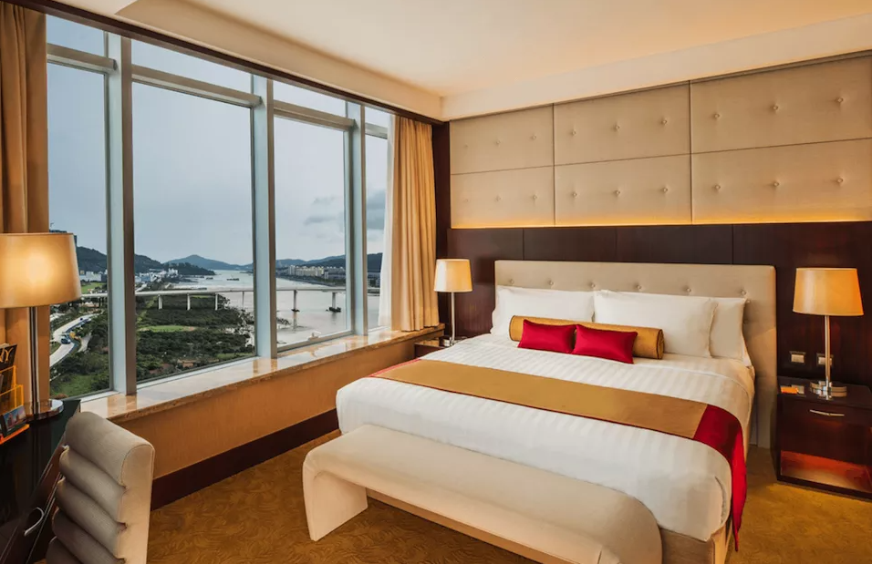 新濠影匯 Studio City Macau 澳門大倉酒店 Hotel Okura Macau 澳門銀河酒店 Galaxy Macau 澳門百老匯酒店 Broadway Macau Hotel 美獅美高梅 MGM Cotai 澳門金麗華酒店 Grand Lapa Macau Hotel 澳門新濠鋒酒店 Altira Macau 澳門麗思卡爾頓酒店 Ritz Carlton Macau 澳門酒店 澳門 澳門酒店推介 澳門酒店推薦
