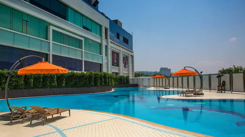 新濠影匯 Studio City Macau 澳門大倉酒店 Hotel Okura Macau 澳門銀河酒店 Galaxy Macau 澳門百老匯酒店 Broadway Macau Hotel 美獅美高梅 MGM Cotai 澳門金麗華酒店 Grand Lapa Macau Hotel 澳門新濠鋒酒店 Altira Macau 澳門麗思卡爾頓酒店 Ritz Carlton Macau 澳門酒店 澳門 澳門酒店推介 澳門酒店推薦