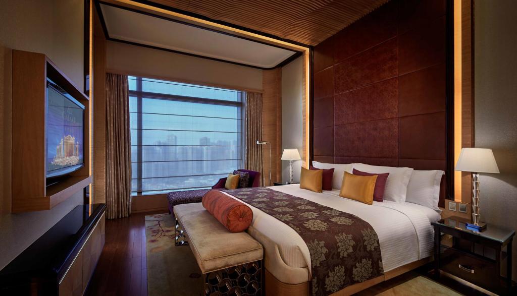 新濠影匯 Studio City Macau 澳門大倉酒店 Hotel Okura Macau 澳門銀河酒店 Galaxy Macau 澳門百老匯酒店 Broadway Macau Hotel 美獅美高梅 MGM Cotai 澳門金麗華酒店 Grand Lapa Macau Hotel 澳門新濠鋒酒店 Altira Macau 澳門麗思卡爾頓酒店 Ritz Carlton Macau 澳門酒店 澳門 澳門酒店推介 澳門酒店推薦