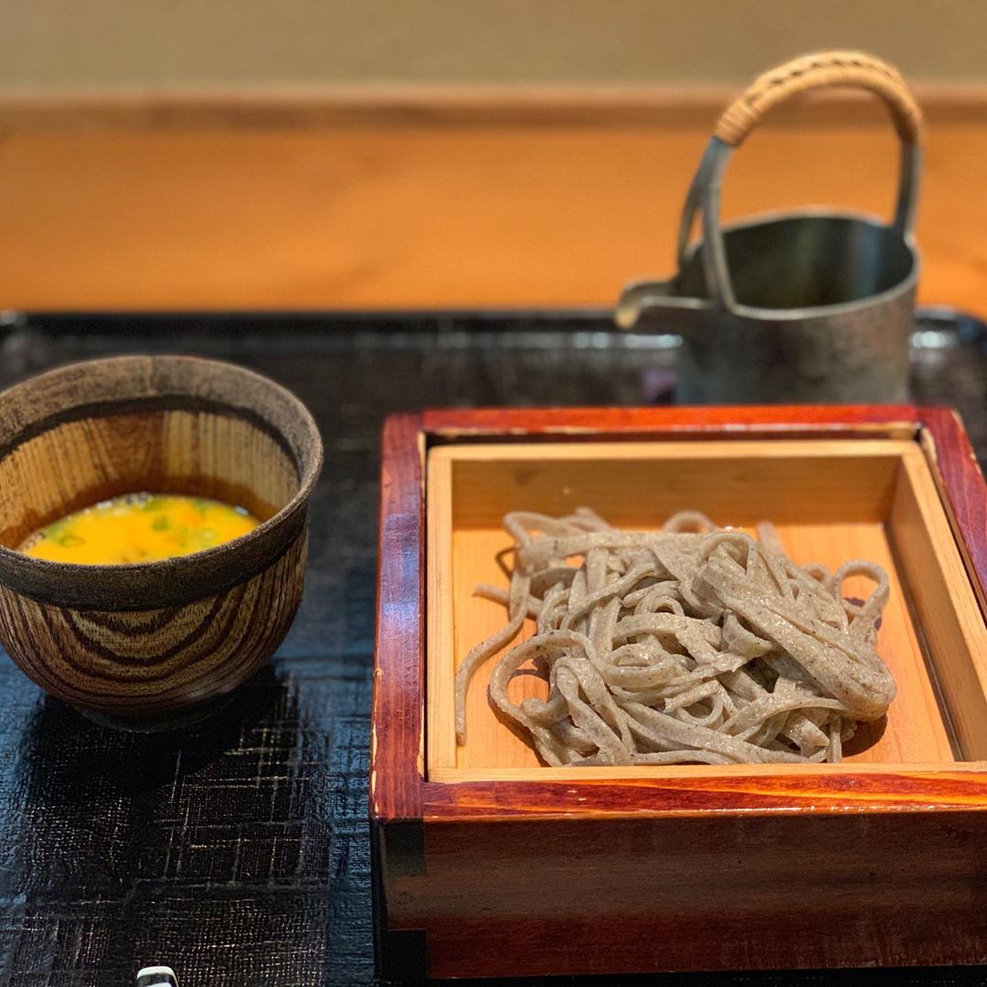 蕎麥麵 玉笑|日本 Japan 日本必食 日本必吃 日本必到 日本必去 日本必買 日本必掃 日本自由行 日本行程 日本行程包 日本懶人包 日本好去處 日本景點 日本必到景點 日本必去景點 日本美食 日本交通 日本攻略 日本自由行行程 日本自由行行程推薦 日本酒店 日本飯店 日本酒店推薦 日本飯店推薦 日本必住酒店 日本必住飯店 日本必食2019 日本必吃2019 日本必到2019 日本必去2019 日本必買2019 日本必掃2019 日本自由行2019 日本行程2019 日本行程包2019 日本懶人包2019 日本好去處2019 日本景點2019 日本必到景點2019 日本必去景點2019 日本美食2019 日本交通2019 日本攻略2019 日本自由行行程2019 日本自由行行程推薦2019 日本酒店2019 日本飯店2019 日本酒店推薦2019 日本飯店推薦2019 日本必住酒店2019 日本必住飯店2019 東京 Tokyo 東京必食 東京必吃 東京必到 東京必去 東京必買 東京必掃 東京自由行 東京行程 東京行程包 東京懶人包 東京好去處 東京景點 東京必到景點 東京必去景點 東京美食 東京交通 東京攻略 東京自由行行程 東京自由行行程推薦 東京酒店 東京飯店 東京酒店推薦 東京飯店推薦 東京必住酒店 東京必住飯店 東京必食2019 東京必吃2019 東京必到2019 東京必去2019 東京必買2019 東京必掃2019 東京自由行2019 東京行程2019 東京行程包2019 東京懶人包2019 東京好去處2019 東京景點2019 東京必到景點2019 東京必去景點2019 東京美食2019 東京交通2019 東京攻略2019 東京自由行行程2019 東京自由行行程推薦2019 東京酒店2019 東京飯店2019 東京酒店推薦2019 東京飯店推薦2019 東京必住酒店2019 東京必住飯店2019 Tabelog Award 2019 Tabelog Award Tabelog 手打蕎麦 じゆうさん Jiyuusan ら すとらあだ La Sutolada 蕎麥麵 玉笑 吟八亭 やざ和 土家 日本蕎麥麵 日本蕎麥麵2019 日本必吃蕎麥麵 日本必食蕎麥麵 日本必吃蕎麥麵2019 日本必食蕎麥麵2019 東京蕎麥麵 東京蕎麥麵2019 東京必吃蕎麥麵 東京必食蕎麥麵 東京必吃蕎麥麵2019 東京必食蕎麥麵2019 玉笑排隊 玉笑tabelog 玉笑菜單 明治神宮蕎麥麵 東京米其林蕎麥麵 神田藪蕎麥 原宿蕎麥麵 砂場蕎麥麵 深大寺蕎麥麵 蕎麥麵店