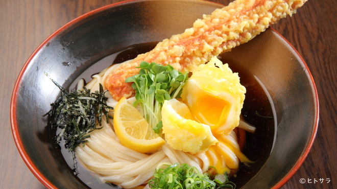 竹輪糖心蛋天婦羅烏冬(ちく玉天ぶっかけ)(750円)