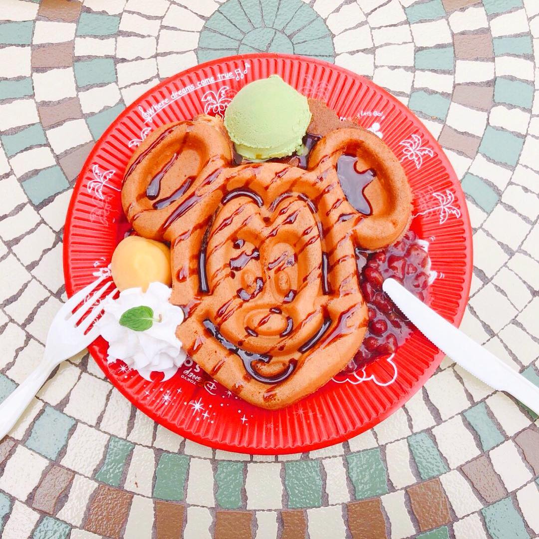 米奇華夫餅|日本 Japan 日本必食 日本必吃 日本必到 日本必去 日本必買 日本必掃 日本自由行 日本行程 日本行程包 日本懶人包 日本好去處 日本景點 日本必到景點 日本必去景點 日本美食 日本交通 日本攻略 日本自由行行程 日本自由行行程推薦 日本酒店 日本飯店 日本酒店推薦 日本飯店推薦 日本必住酒店 日本必住飯店 日本必食2019 日本必吃2019 日本必到2019 日本必去2019 日本必買2019 日本必掃2019 日本自由行2019 日本行程2019 日本行程包2019 日本懶人包2019 日本好去處2019 日本景點2019 日本必到景點2019 日本必去景點2019 日本美食2019 日本交通2019 日本攻略2019 日本自由行行程2019 日本自由行行程推薦2019 日本酒店2019 日本飯店2019 日本酒店推薦2019 日本飯店推薦2019 日本必住酒店2019 日本必住飯店2019 東京 Tokyo 東京必食 東京必吃 東京必到 東京必去 東京必買 東京必掃 東京自由行 東京行程 東京行程包 東京懶人包 東京好去處 東京景點 東京必到景點 東京必去景點 東京美食 東京交通 東京攻略 東京自由行行程 東京自由行行程推薦 東京酒店 東京飯店 東京酒店推薦 東京飯店推薦 東京必住酒店 東京必住飯店 東京必食2019 東京必吃2019 東京必到2019 東京必去2019 東京必買2019 東京必掃2019 東京自由行2019 東京行程2019 東京行程包2019 東京懶人包2019 東京好去處2019 東京景點2019 東京必到景點2019 東京必去景點2019 東京美食2019 東京交通2019 東京攻略2019 東京自由行行程2019 東京自由行行程推薦2019 東京酒店2019 東京飯店2019 東京酒店推薦2019 東京飯店推薦2019 東京必住酒店2019 東京必住飯店2019 迪士尼 東京迪士尼 東京迪士尼樂園 東京迪士尼海洋 Disney Disneyland Tokyo Disney Tokyo Disneyland Tokyo Disney Sea 迪士尼必吃 東京迪士尼必吃 東京迪士尼樂園必吃 東京迪士尼海洋必吃 Disney必吃 Disneyland必吃 Tokyo Disney必吃 Tokyo Disneyland必吃 Tokyo Disney Sea必吃 迪士尼必食 東京迪士尼必食 東京迪士尼樂園必食 東京迪士尼海洋必食 Disney必食 Disneyland必食 Tokyo Disney必食 Tokyo Disneyland必食 Tokyo Disney Sea必食 迪士尼必買 東京迪士尼必買 東京迪士尼樂園必買 東京迪士尼海洋必買 Disney必買 Disneyland必買 Tokyo Disney必買 Tokyo Disneyland必買 Tokyo Disney Sea必買 東京迪士尼爆米花桶 東京迪士尼爆谷桶 魔髮奇緣爆米花桶 米奇九十週年限定爆米花桶 玩具總動員爆米花桶 三眼怪爆米花桶 奇奇蒂蒂爆米花桶 小飛象爆米花桶 小熊維尼爆米花桶 巴斯光年爆米花桶 史黛拉兔爆米花桶 達菲爆米花桶 東京迪士尼小吃 三眼怪麻糬 米奇手掌造型雞肉漢堡包 米奇華夫餅 煙燻火雞腿 黑胡椒照燒雞肉捲 東京迪士尼餐廳 藍海灣餐廳 S.S.哥倫比亞餐廳 鱈魚岬錦標美食 達菲秀 Duffy Show